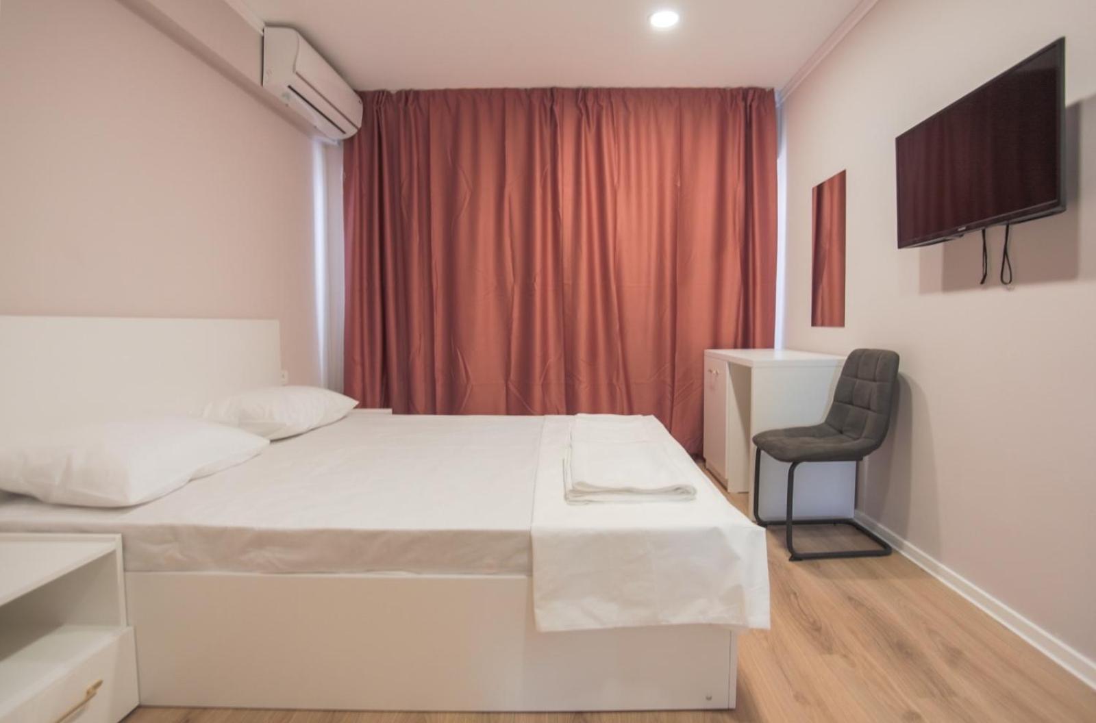 Pensiunea Riviera Костинешти Экстерьер фото