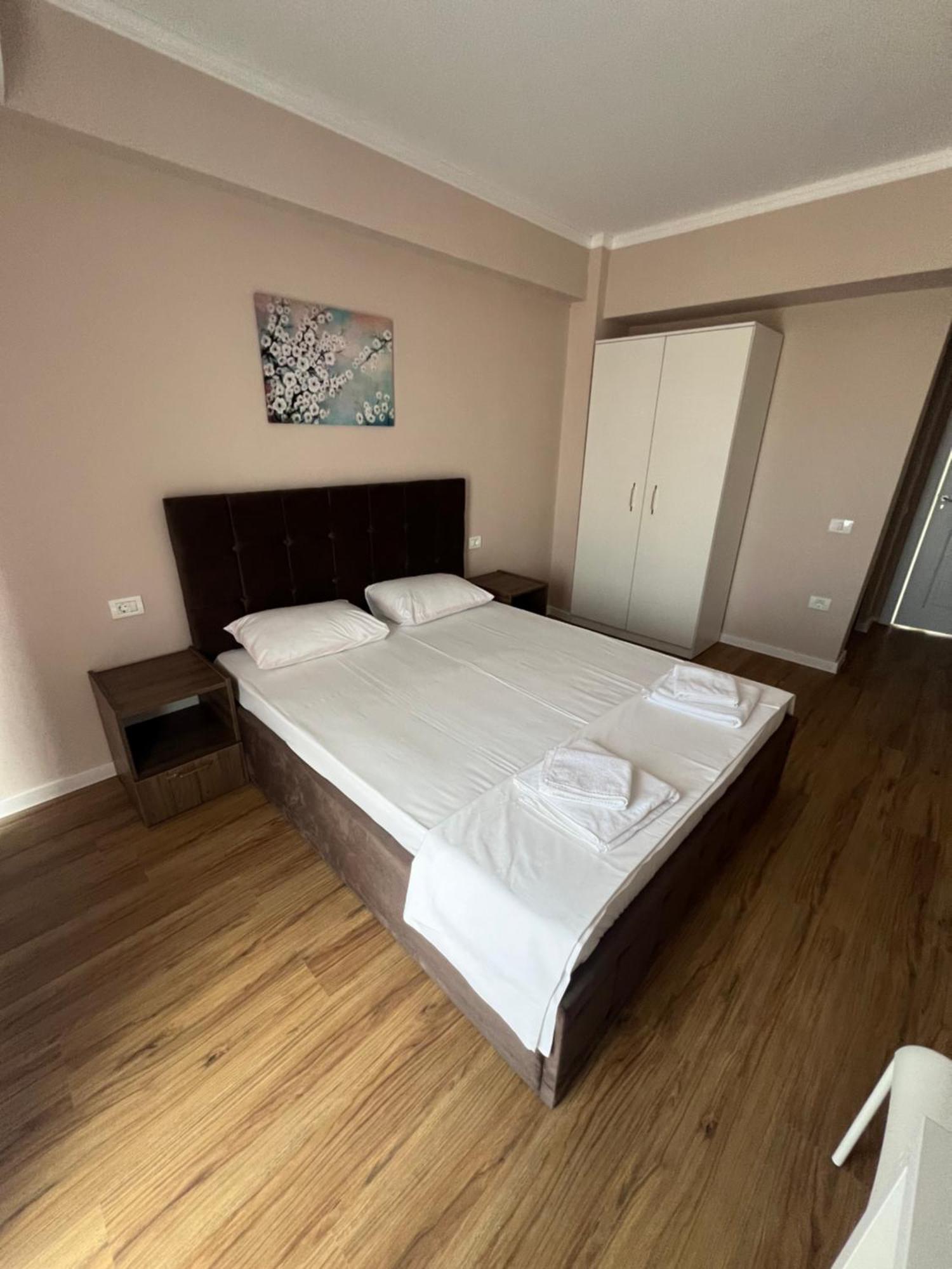 Pensiunea Riviera Костинешти Экстерьер фото